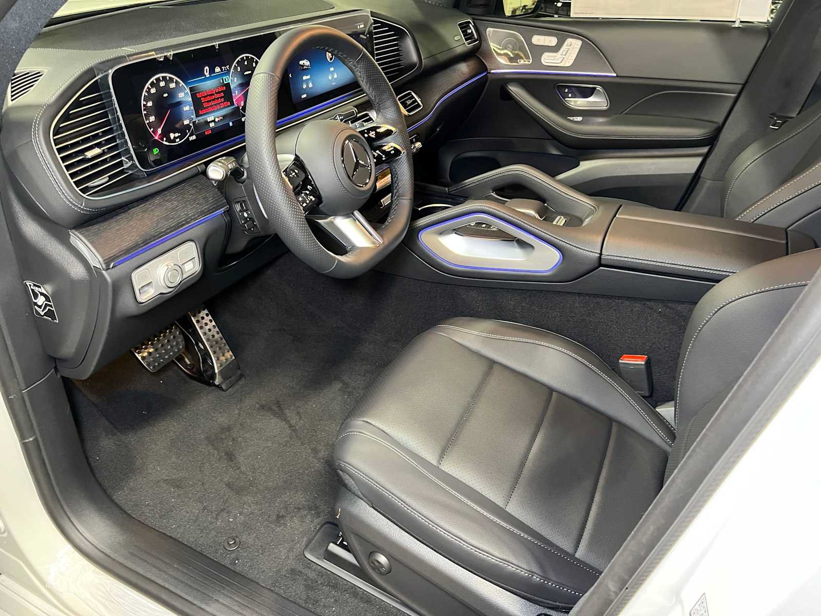 New 2026 Mercedes-Benz GLS 450 4MATIC image 26