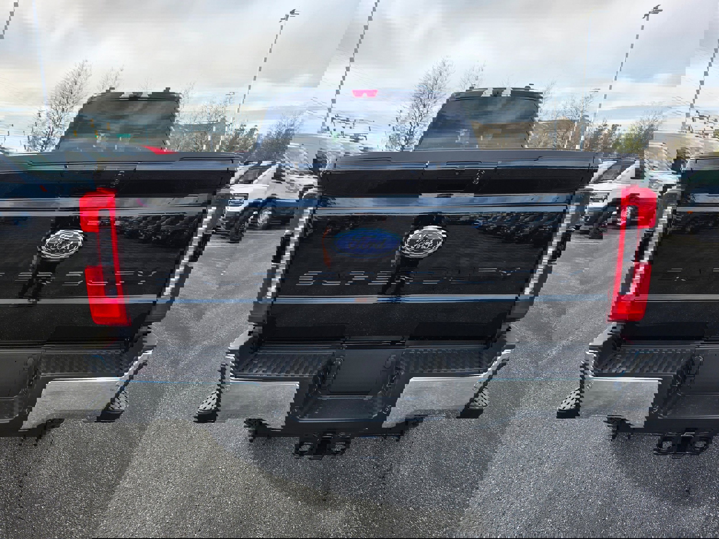 New 2026 Ford F350 XLT w/ XLT Premium Package image 4