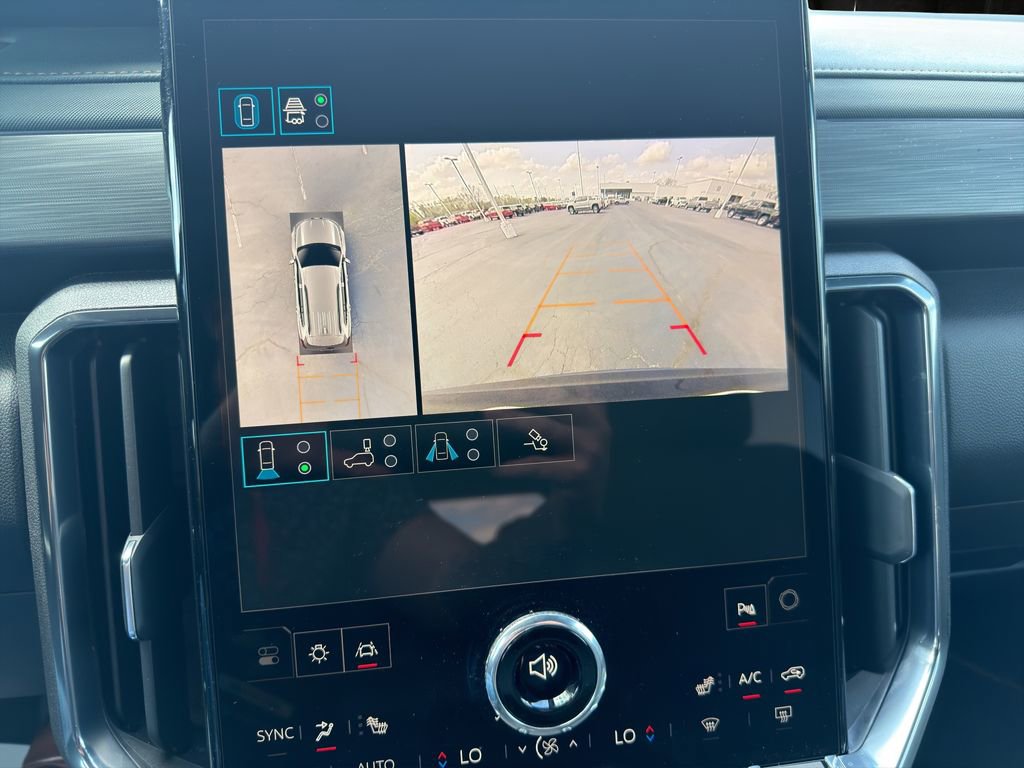 Certified 2025 GMC Acadia AT4 AWD/4WD image 25