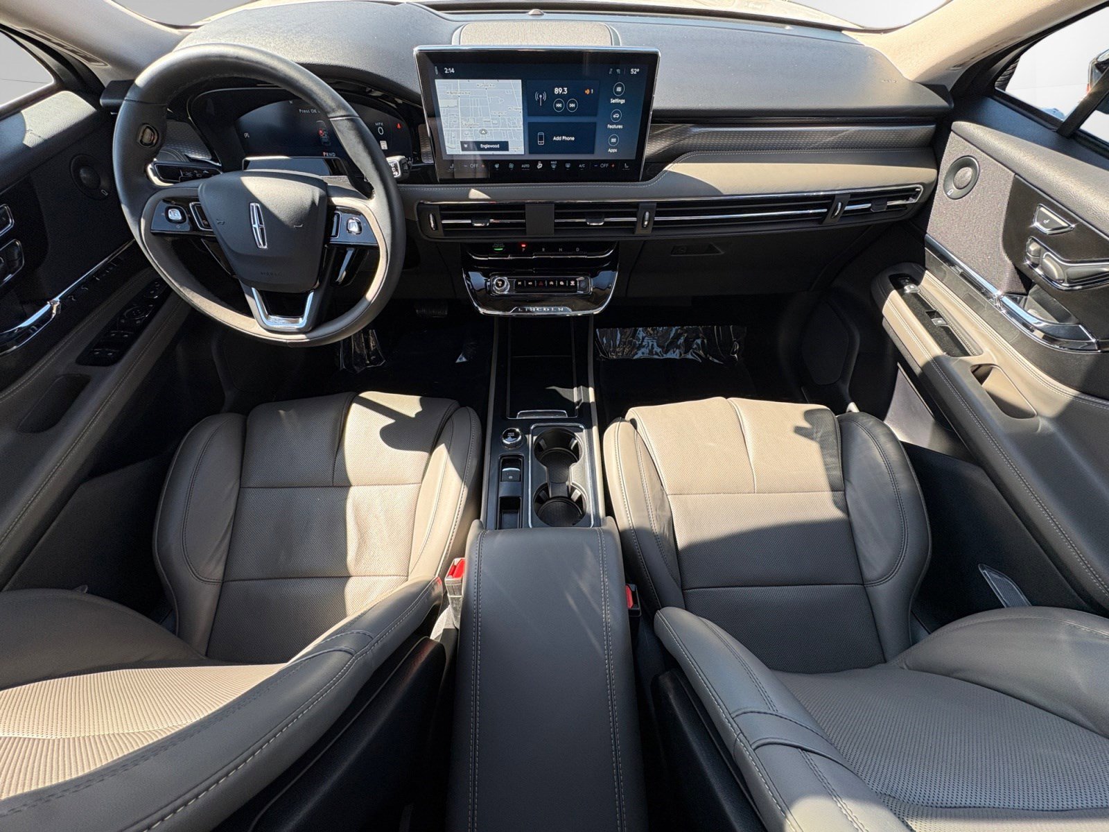 Certified 2024 Lincoln Corsair Reserve w/ Equipment Group 202A image 10