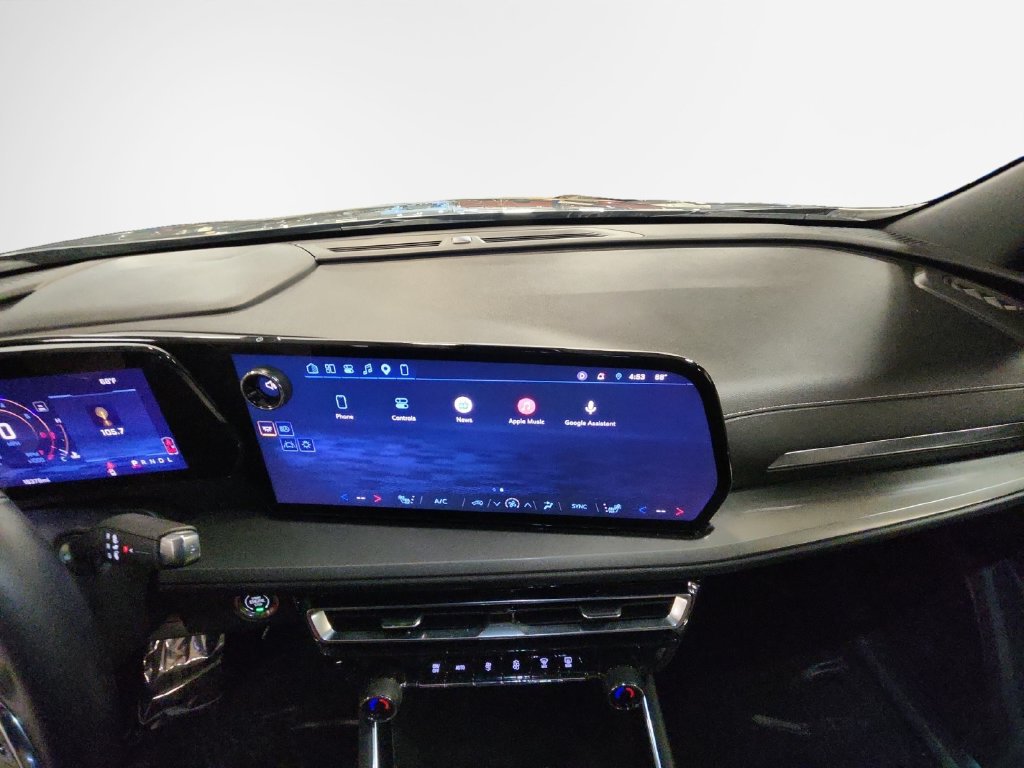 Certified 2026 Chevrolet Traverse LT w/ Driver Confidence Package AWD/4WD image 24