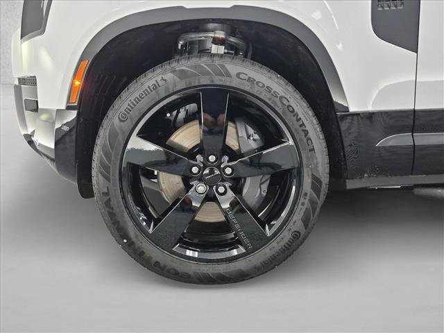 New 2026 Land Rover Defender 110 X-Dynamic SE AWD/4WD image 10