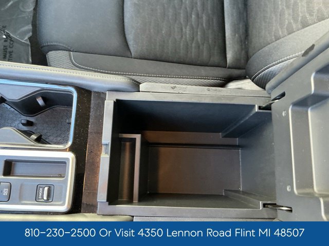 Used 2024 Nissan Pathfinder SV FWD image 33