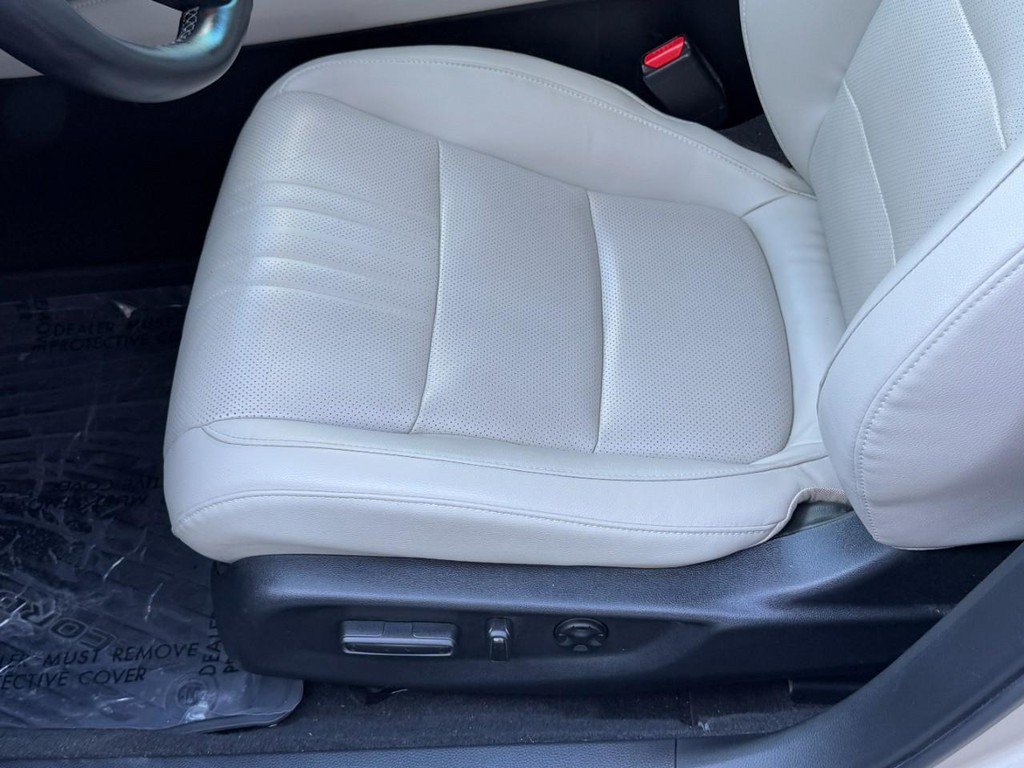 Used 2018 Honda Accord Touring image 28