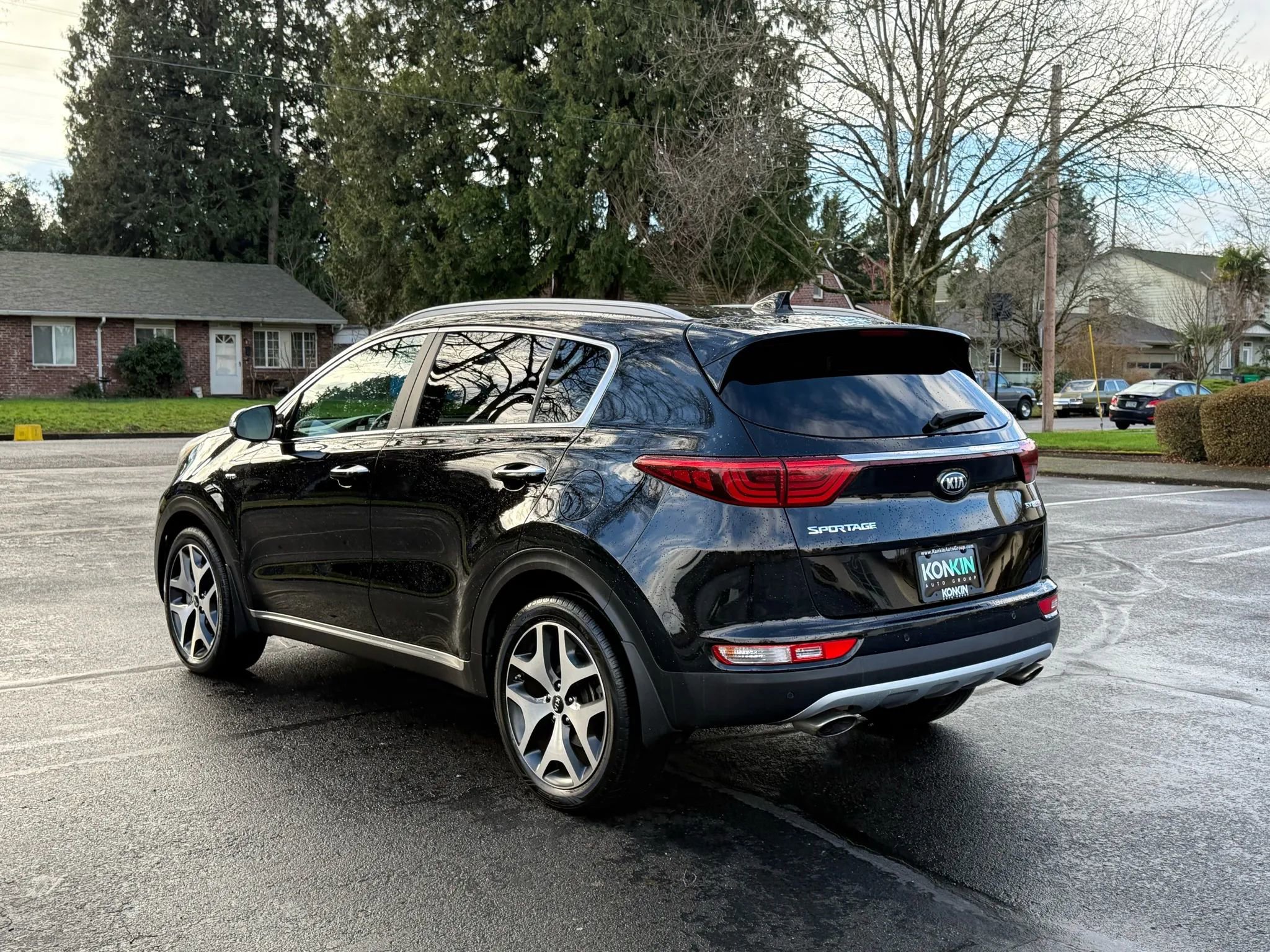 Used 2017 Kia Sportage SX image 4