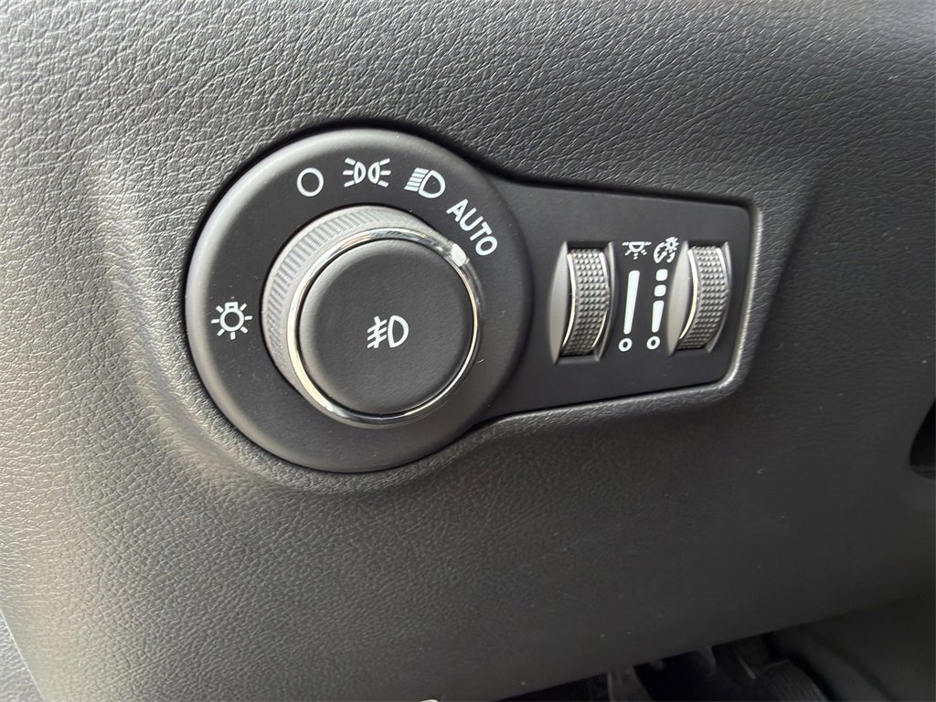 New 2026 Jeep Compass Latitude image 18