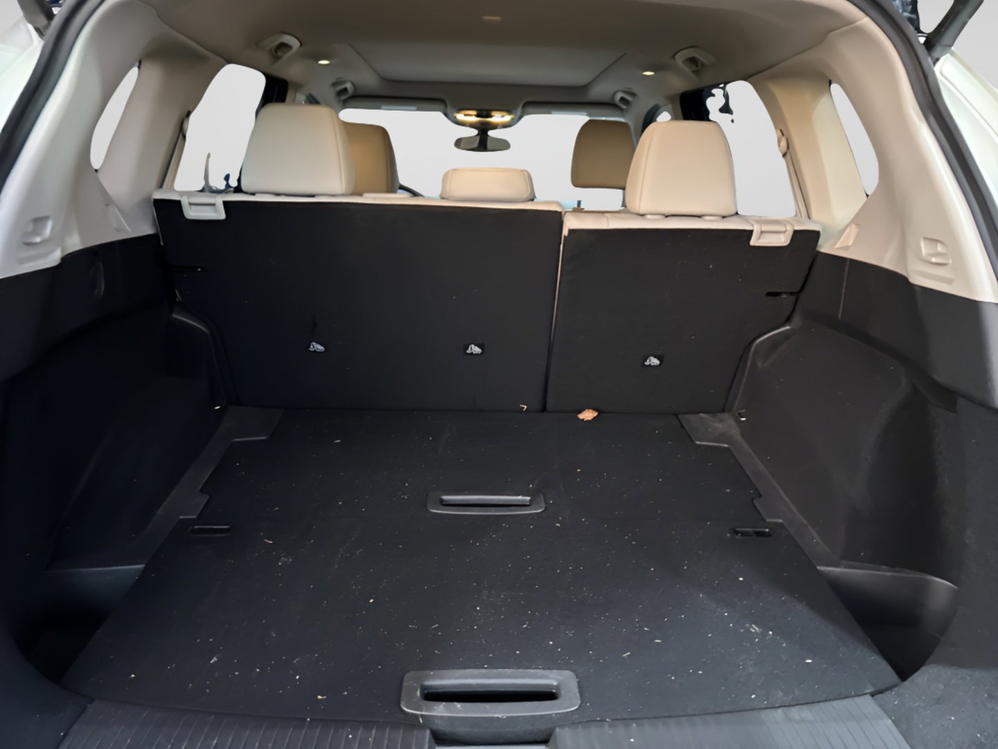 Used 2023 Nissan Rogue SL w/ SL Premium Package image 17