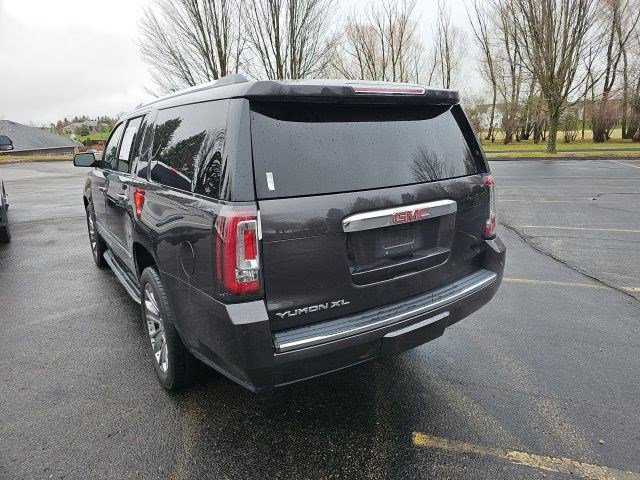 Used 2017 GMC Yukon XL Denali w/ Open Road Package image 3