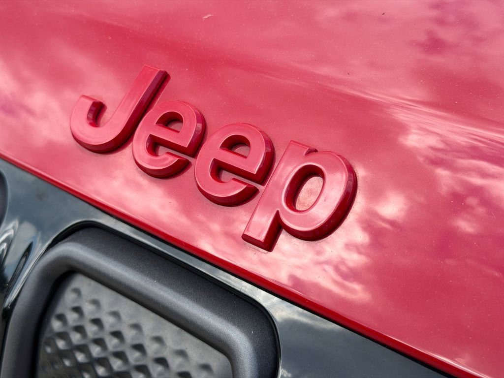 Used 2022 Jeep Compass Limited w/ (RED) Package AWD/4WD image 15