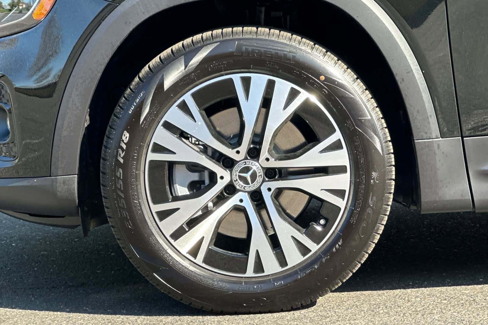 New 2026 Mercedes-Benz GLB 250 image 24