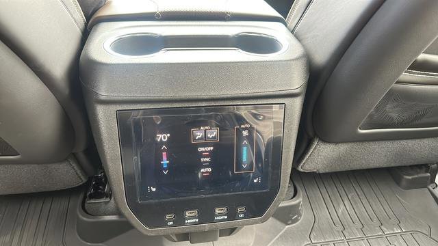 New 2026 GMC Yukon XL Denali Ultimate w/ LPO, Illumination Package image 14