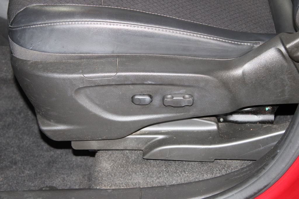 Used 2017 Buick Encore Preferred image 18