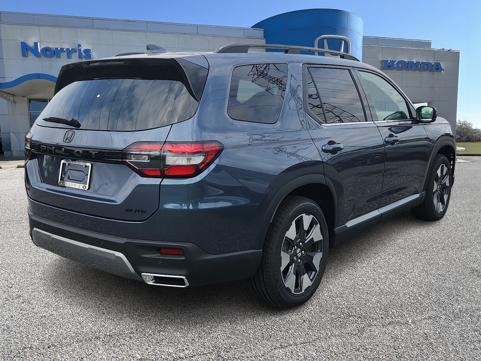 New 2026 Honda Pilot Elite image 4