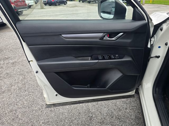 Used 2021 MAZDA CX-5 Touring FWD image 9