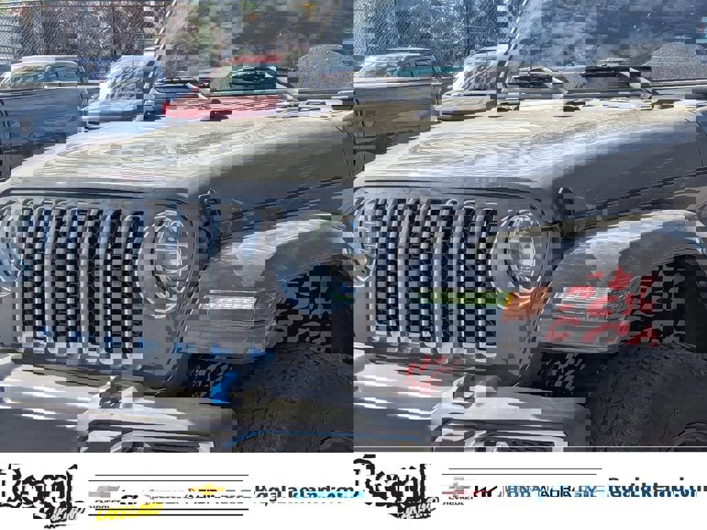 Used 2022 Jeep Wrangler Unlimited Sahara image 6