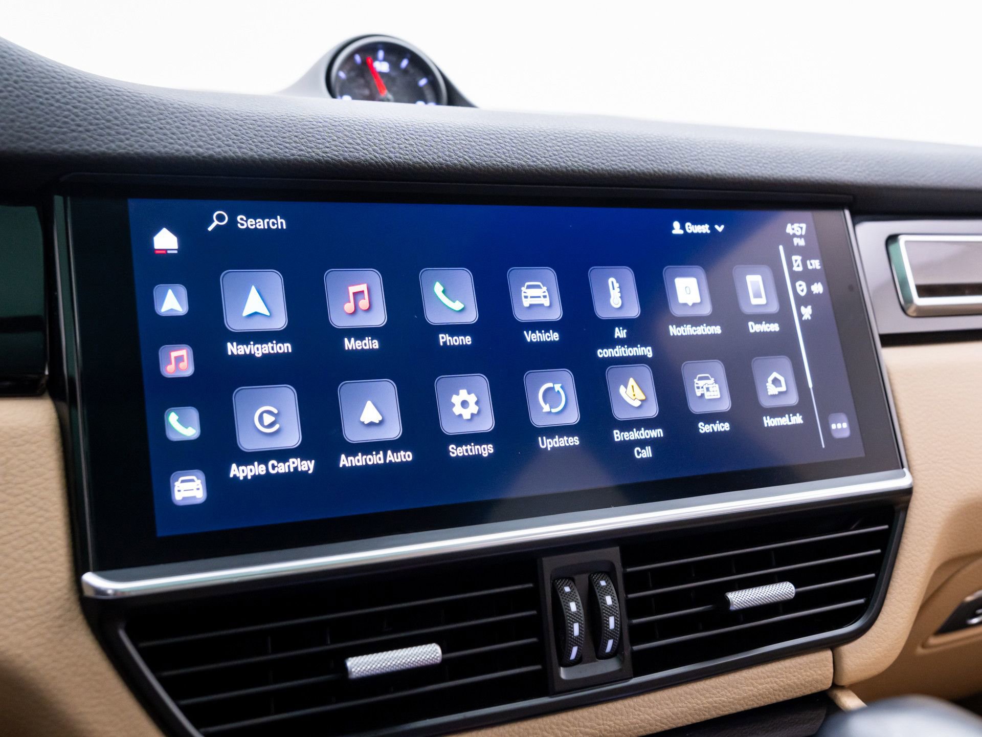 Certified 2023 Porsche Cayenne image 23