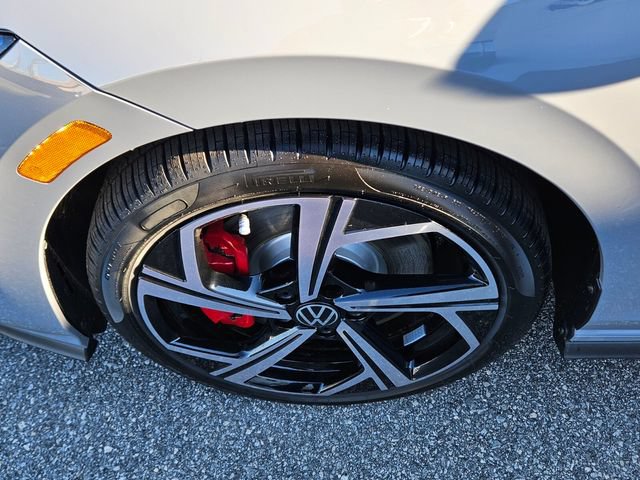 New 2026 Volkswagen GTI SE FWD image 16