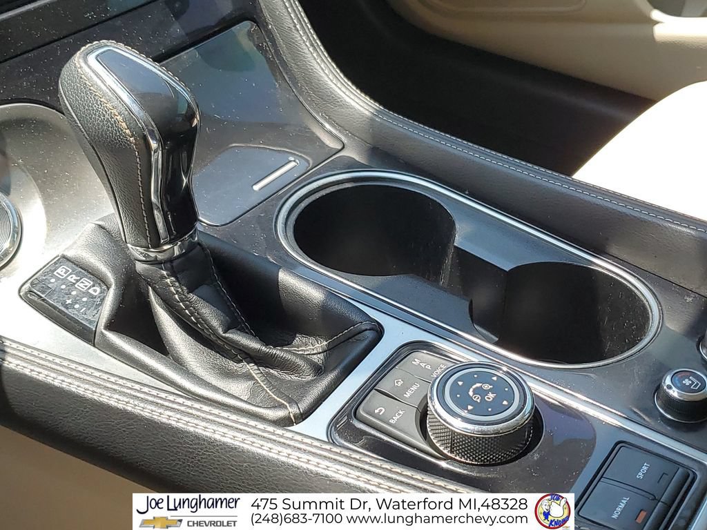 Used 2017 Nissan Maxima Platinum FWD image 18