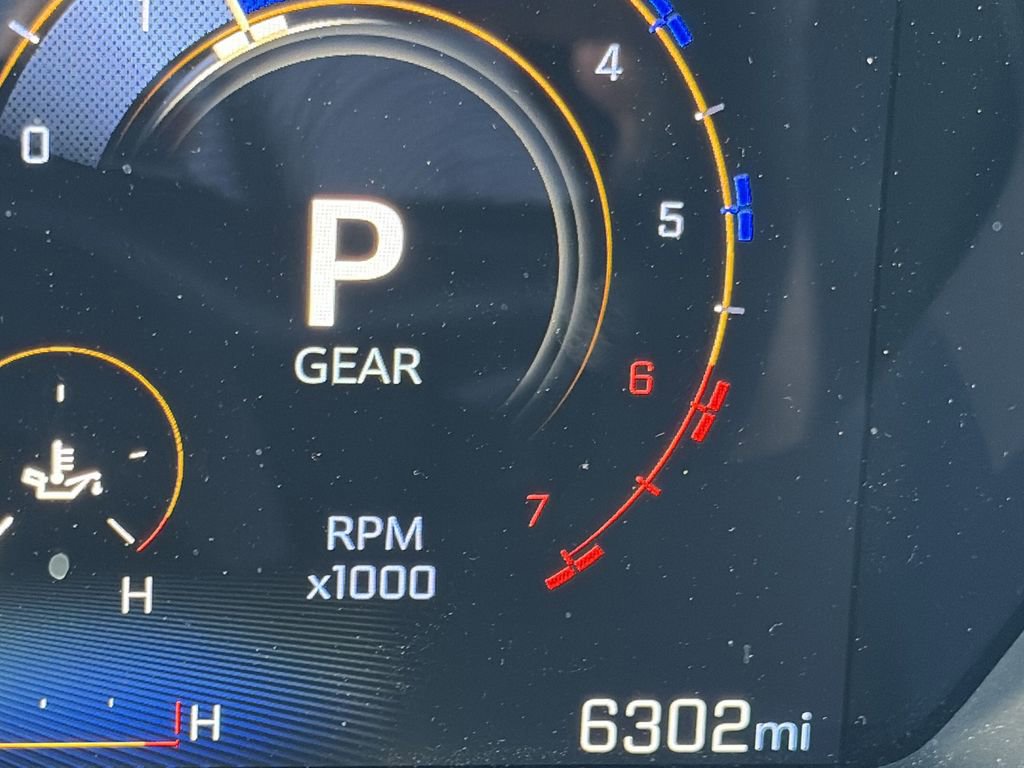 Used 2025 Chevrolet Colorado Trail Boss image 15