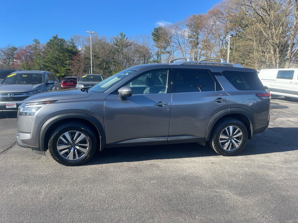 Certified 2023 Nissan Pathfinder SL AWD/4WD image 4