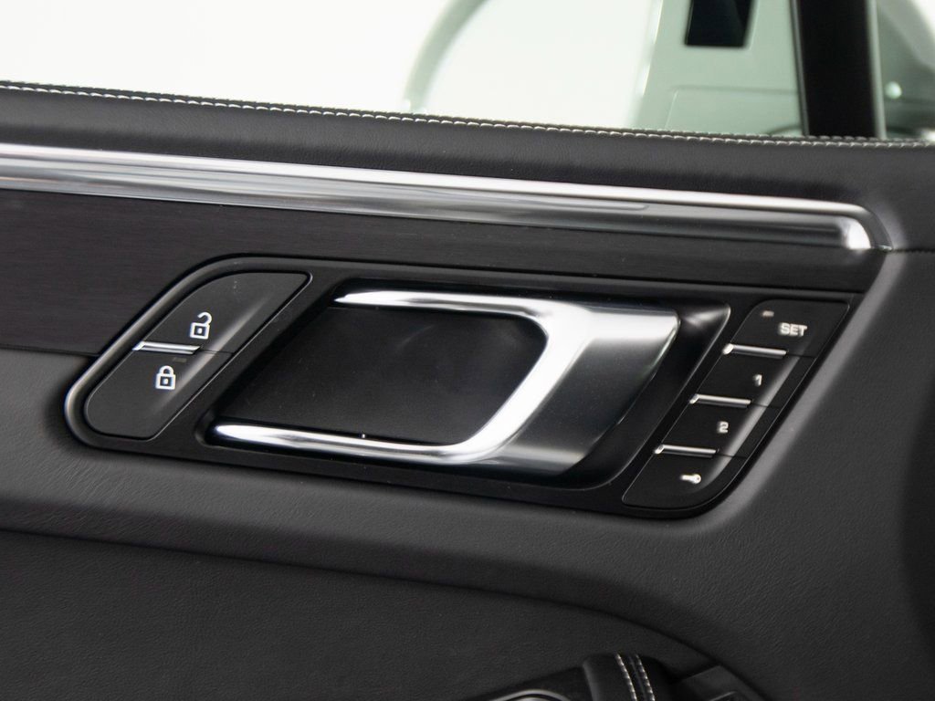 New 2026 Porsche Macan GTS image 20