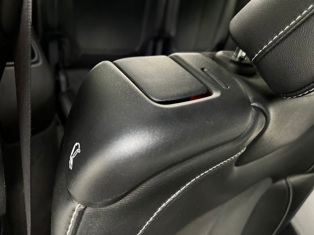 Used 2024 Jeep Grand Cherokee L Laredo image 20