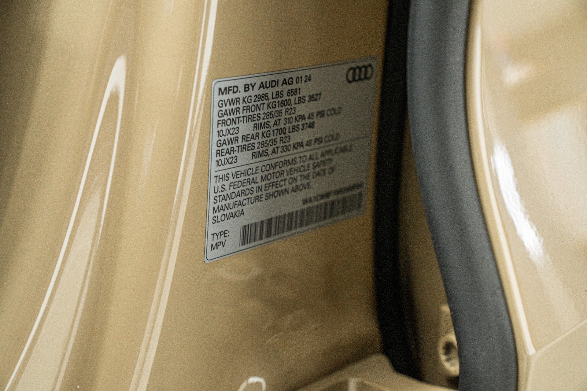 Used 2024 Audi SQ8 Prestige AWD/4WD image 18