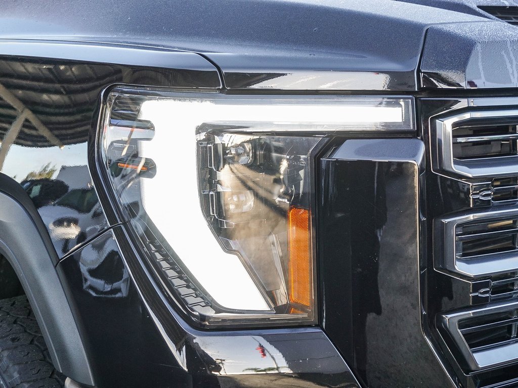 Used 2024 GMC Sierra 2500 AT4 w/ AT4 Premium Plus Package image 11