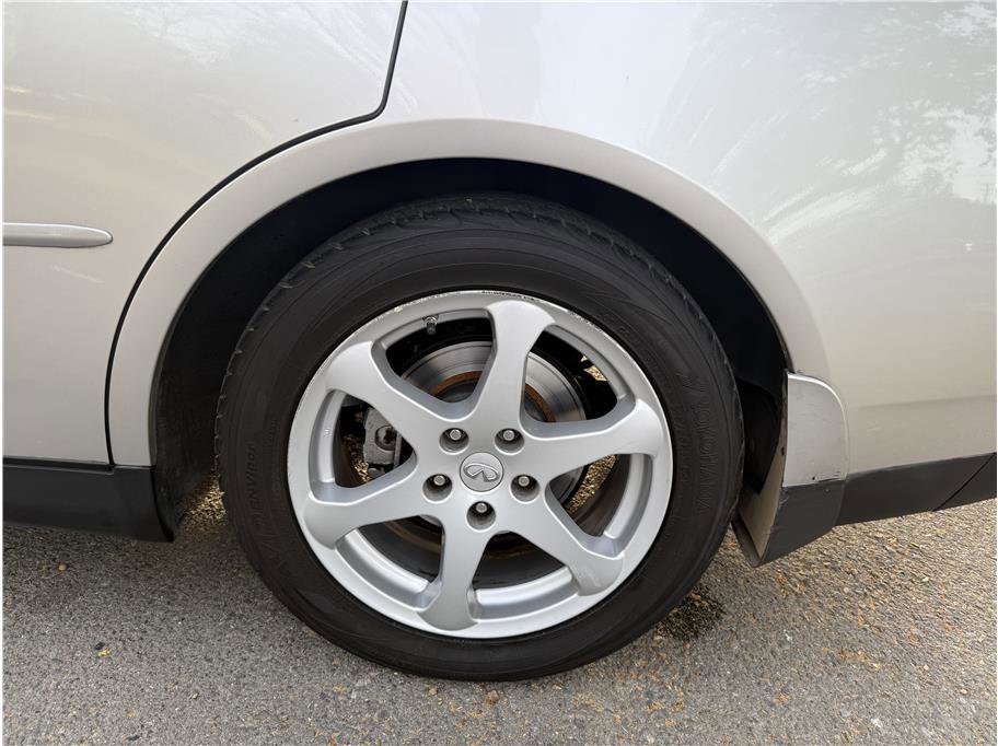 Used 2004 INFINITI G35 Sedan RWD image 9