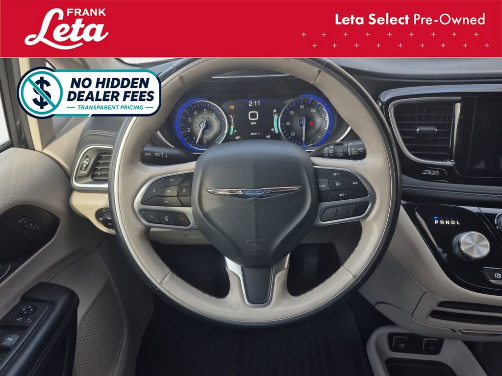 Used 2020 Chrysler Pacifica Limited FWD image 12