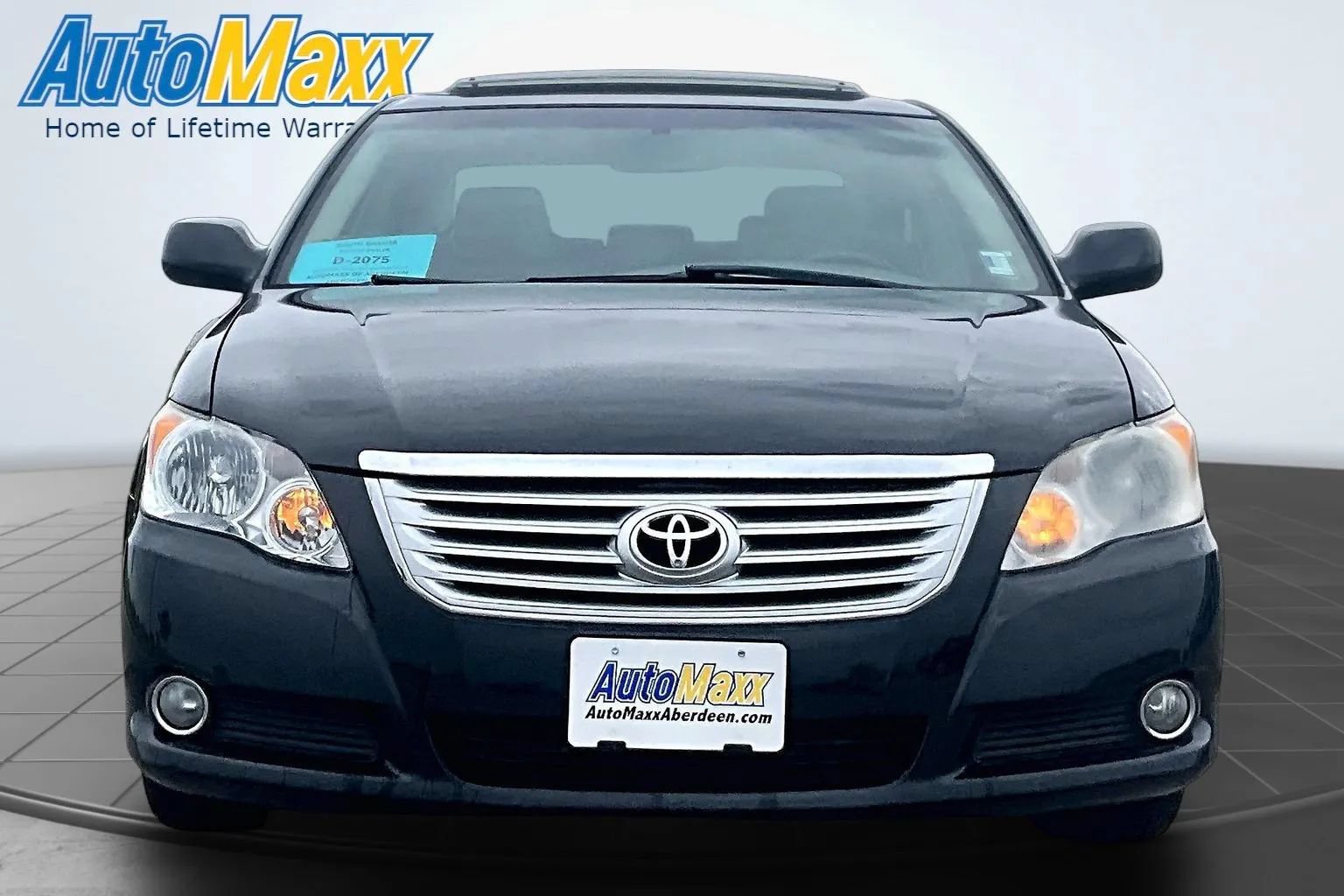 Used 2008 Toyota Avalon FWD image 2