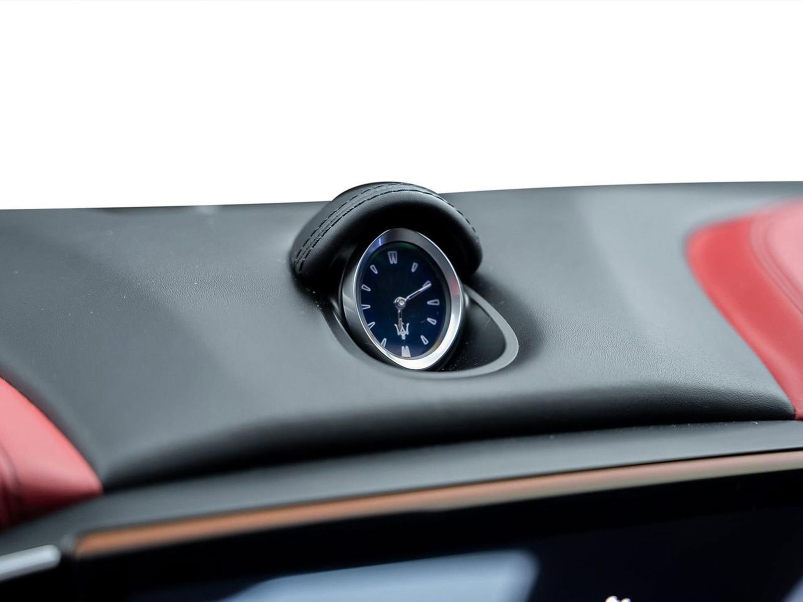 Used 2022 Maserati Ghibli Modena RWD image 55