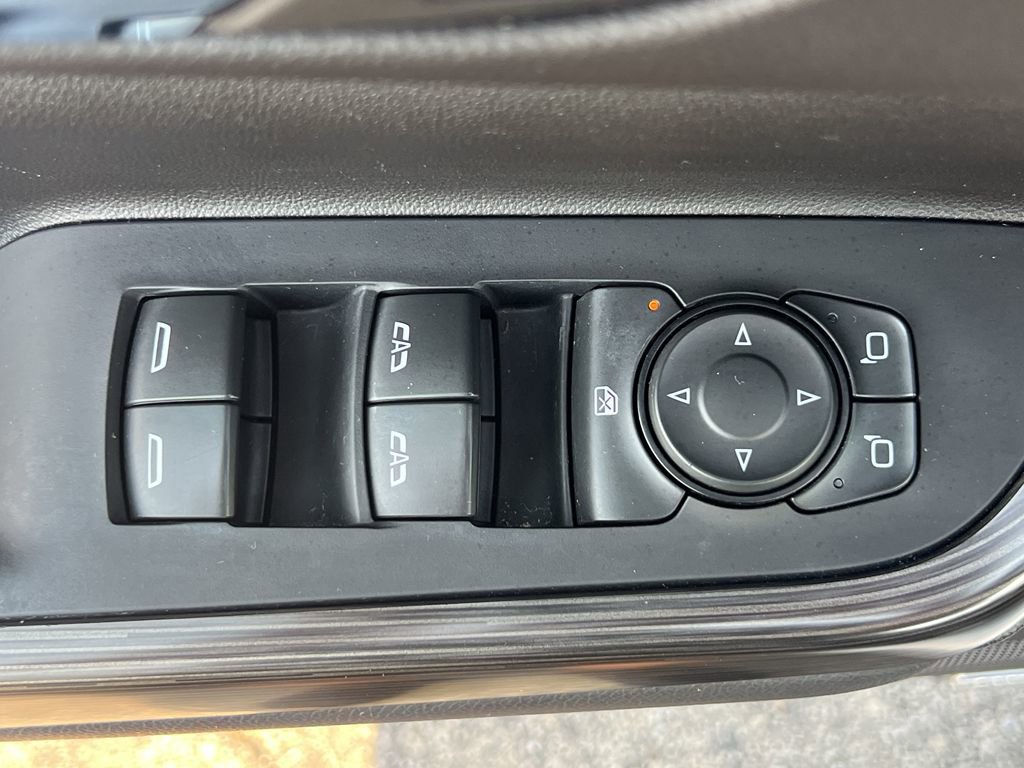 Used 2023 GMC Acadia SLT w/ LPO, Floor Liner Package image 13