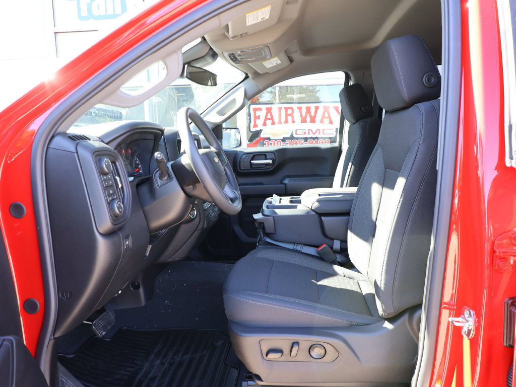 New 2026 Chevrolet Silverado 1500 Custom w/ Turbomax Blackout Package AWD/4WD image 14