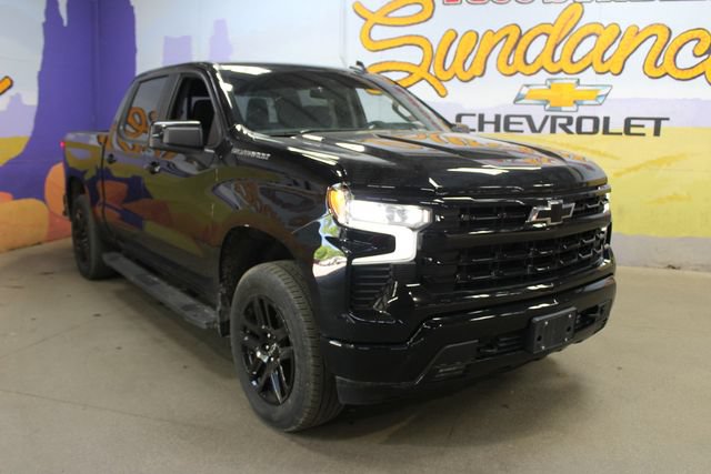 Used 2023 Chevrolet Silverado 1500 RST w/ Convenience Package II AWD/4WD image 4