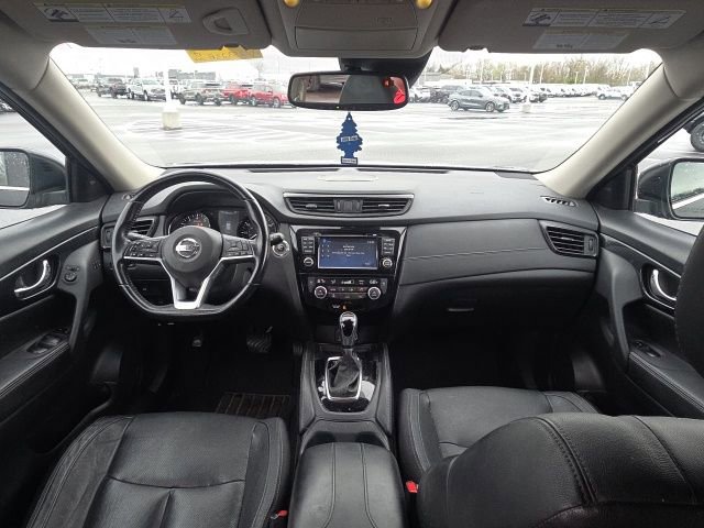 Used 2017 Nissan Rogue SL image 21