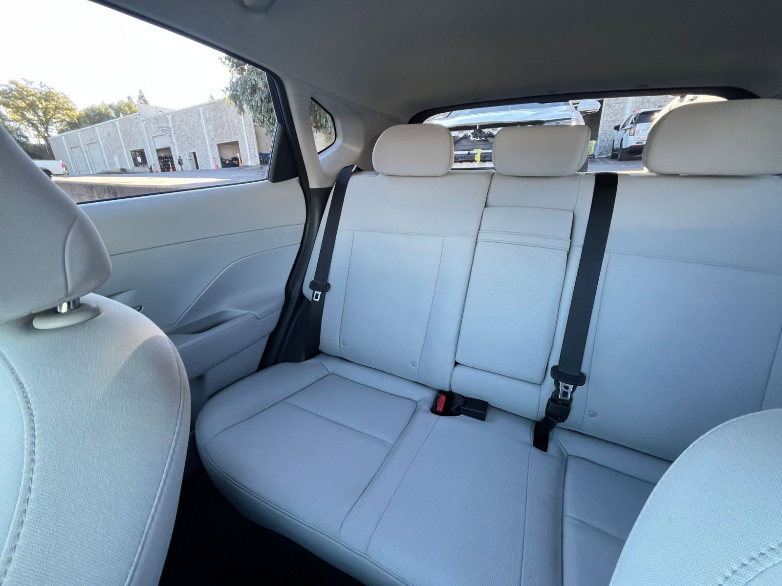 Used 2025 Hyundai Kona SEL image 39