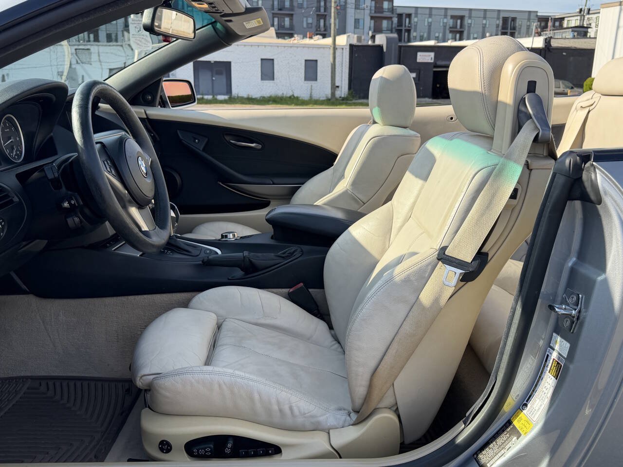Used 2007 BMW 650i Convertible RWD image 15