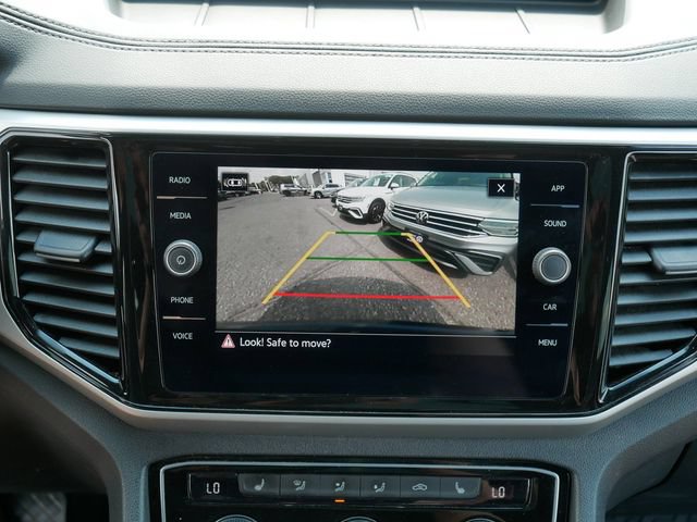 Certified 2023 Volkswagen Atlas Cross Sport SE w/ Panoramic Sunroof Package AWD/4WD image 30