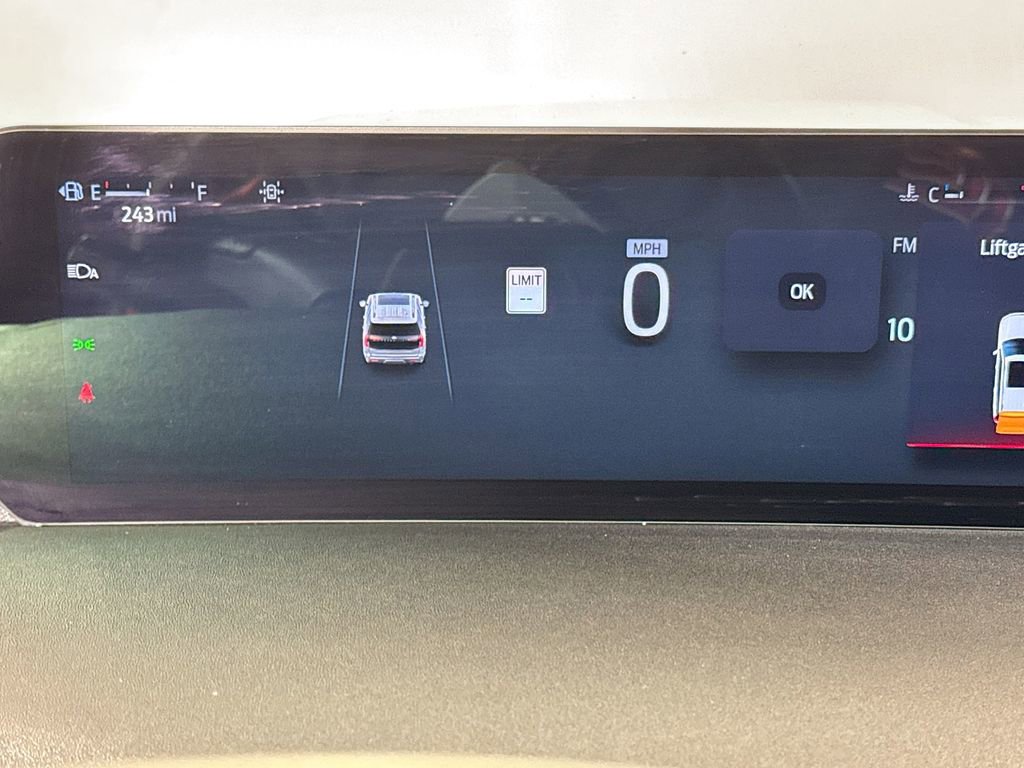 Used 2025 Ford Expedition Max Platinum image 10