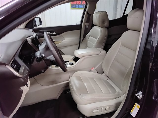 Used 2018 GMC Acadia Denali w/ Technology Package image 10