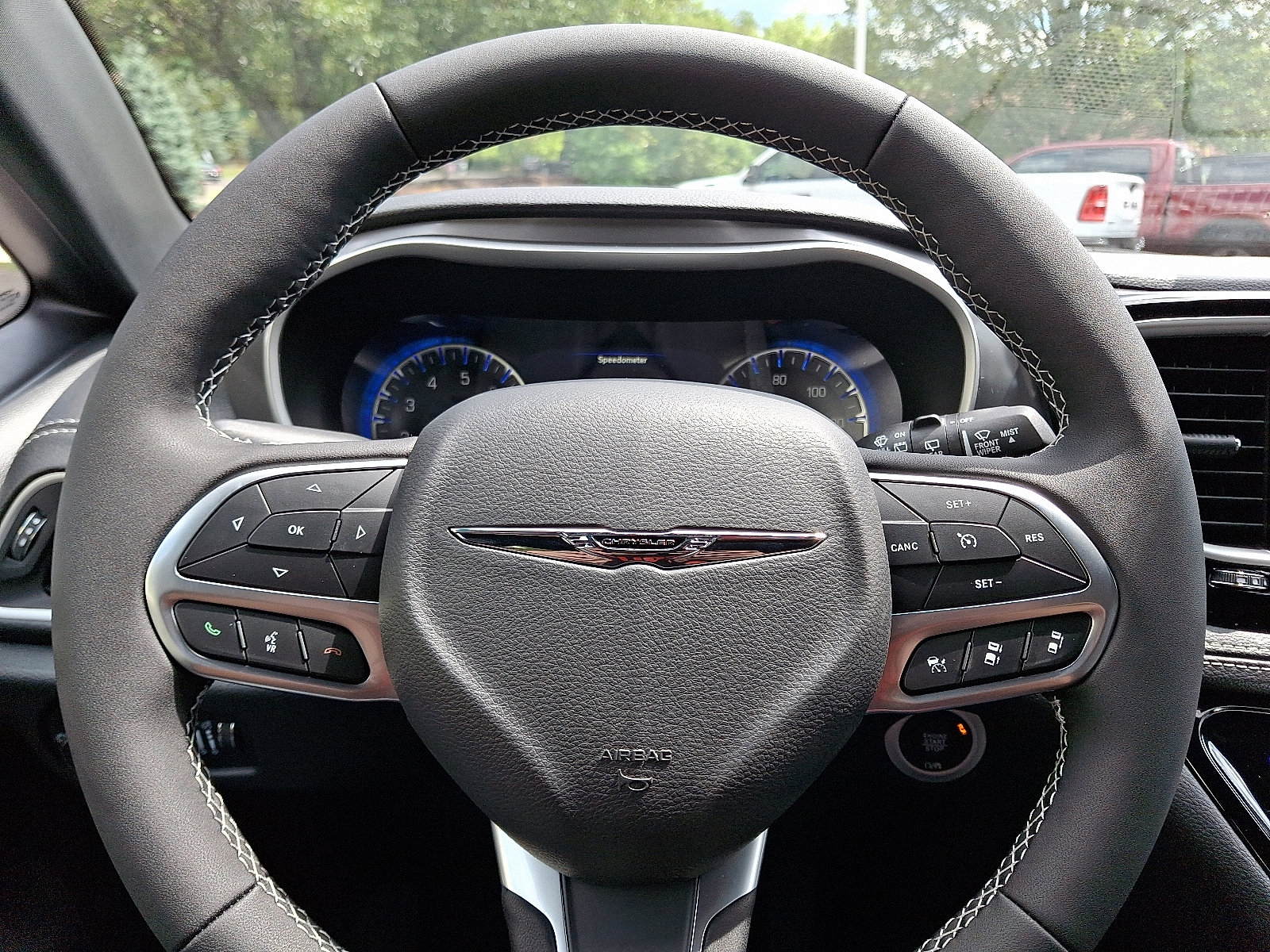New 2026 Chrysler Pacifica Select image 16