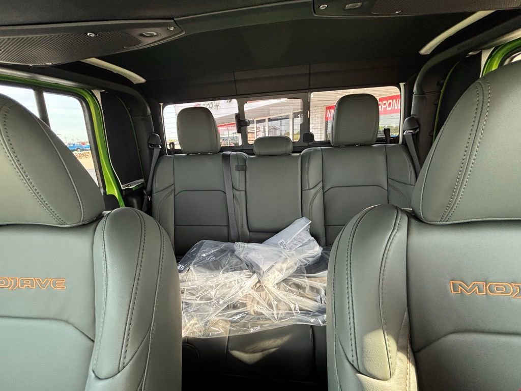 New 2025 Jeep Gladiator Mojave image 15