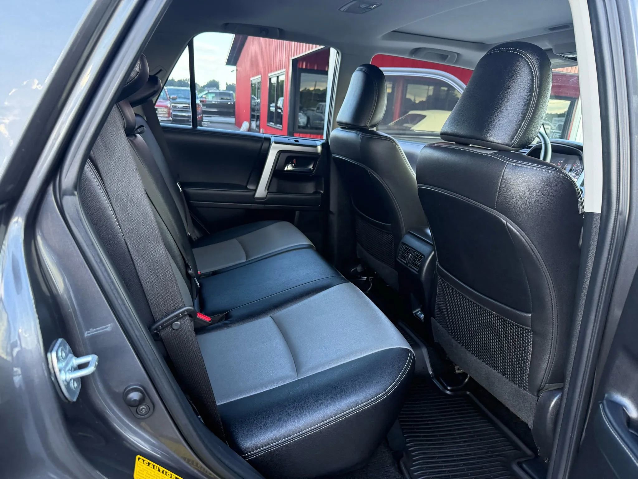 Used 2021 Toyota 4Runner SR5 Premium image 18