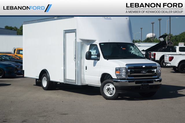 New 2027 Ford E-450 and Econoline 450 Super Duty w/ Power Equipment Group RWD image 1