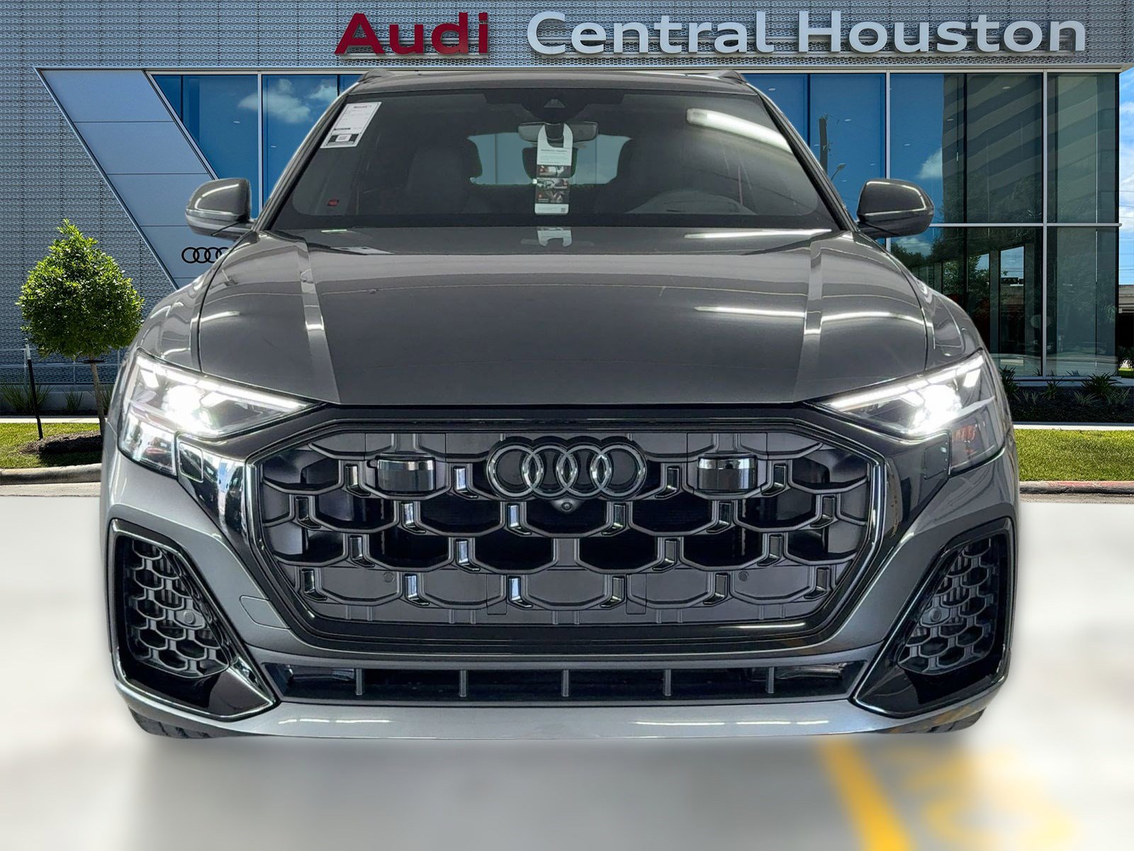 New 2026 Audi Q8 Prestige image 6