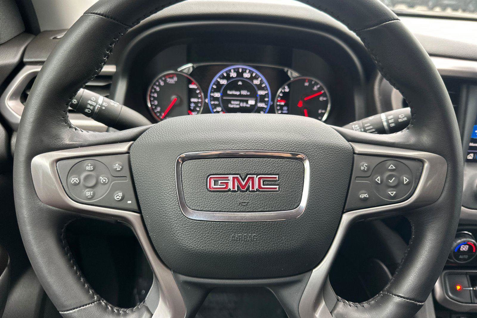 Used 2022 GMC Acadia AT4 w/ Technology Package image 24