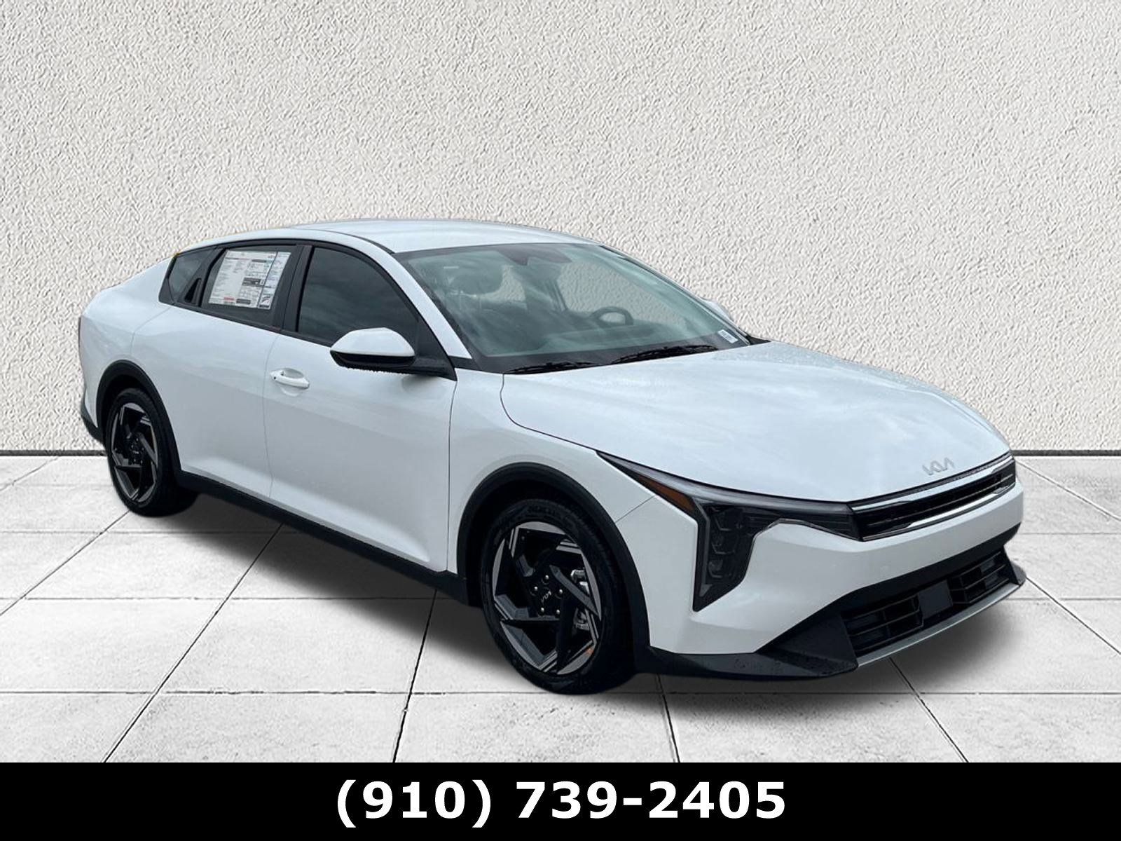 New 2025 Kia K4 EX