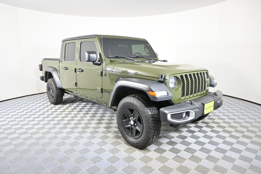 Used 2023 Jeep Gladiator Sport image 10