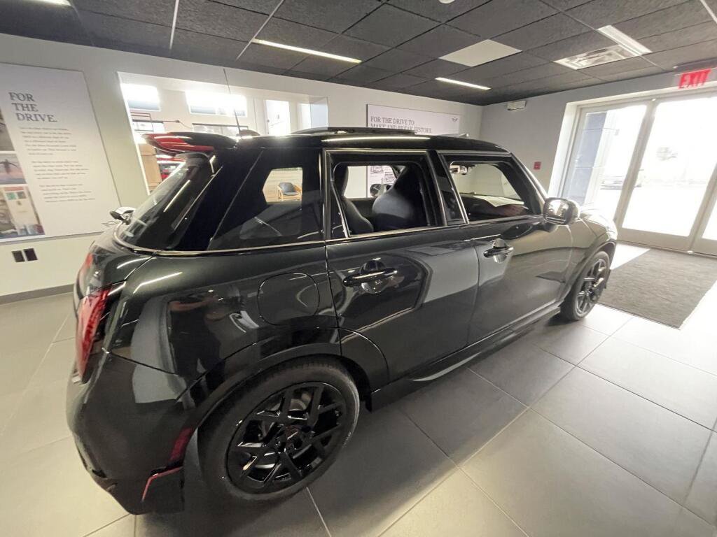 New 2026 MINI Cooper S FWD image 8